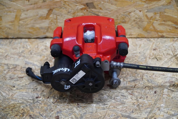 фото №13, Суппорт тормозной шланг зад левый 06700388360 правый 06700388370 levante 16-