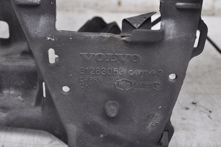 фото №6, Volvo s60 v60 pas переднее усилитель замки kpl