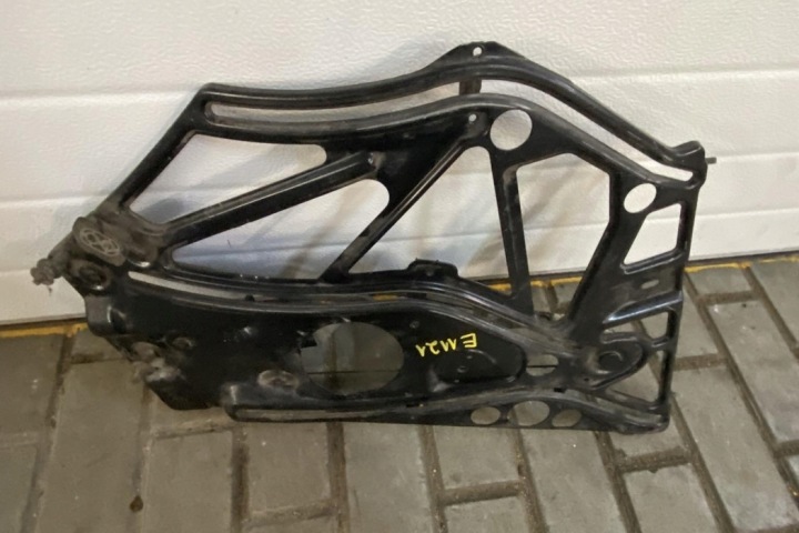 фото №7, Подъемник стекла дверь задних з двигателем audi 80 8c, b4 05318235