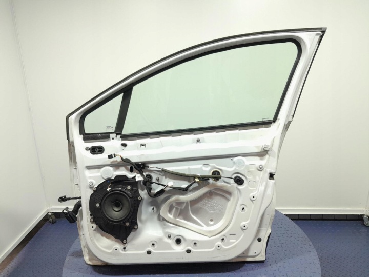 фото №7, Renault clio iv 5d дверь перед передние правое ov369