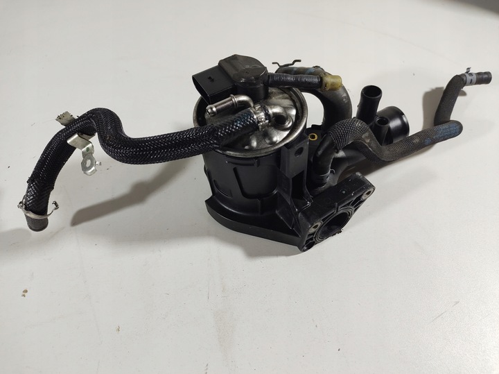 фото №1, Infiniti q50 2.2 13- корпус фильтра топлива