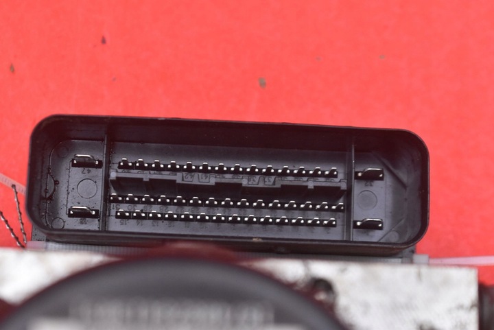 фото №8, Насос abs 1k0614517r 10.0206-0182.4 vw touran 1 i 2.0 tdi 140 km 03-06