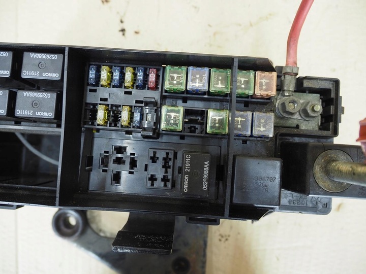 фото №13, Коробка запобіжників chrysler pt cruiser 2.0 16v