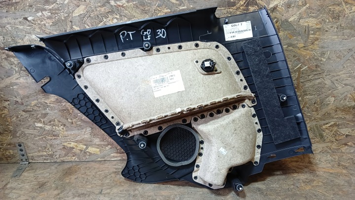 фото №16, Vw golf 7 gti карта зад кожа красная 5g3867044