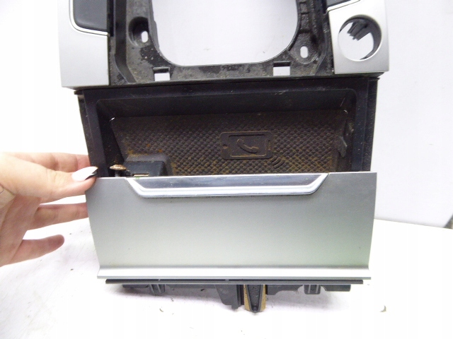 фото №4, Passat b8 14- рамка захист заглушка коробки передач автомат