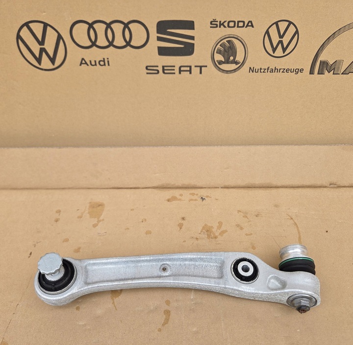 фото №1, Audi a6 s6 a7 s7 c8 рычаг правый перед переднее 4k0407152b 4m0407156e
