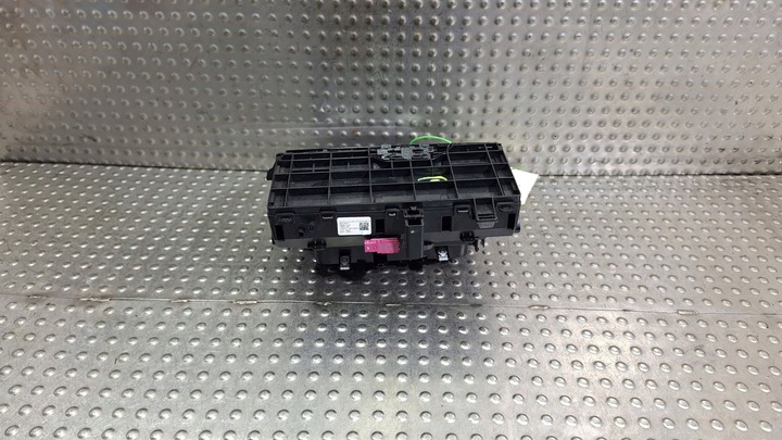 фото №5, Dekor бардачок консолі середньої 5a20ea1 bmw g20 g21 g22 g26 g42