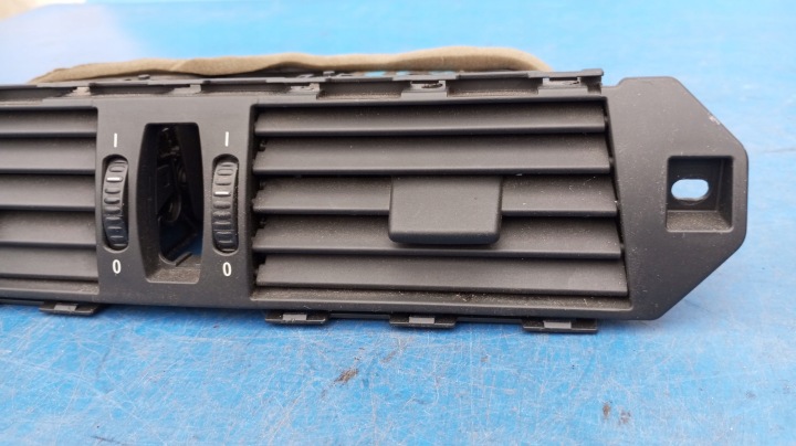 фото №5, 05114-001 05114-002 bmw 5 e60 e61 решітка повітропровід середня