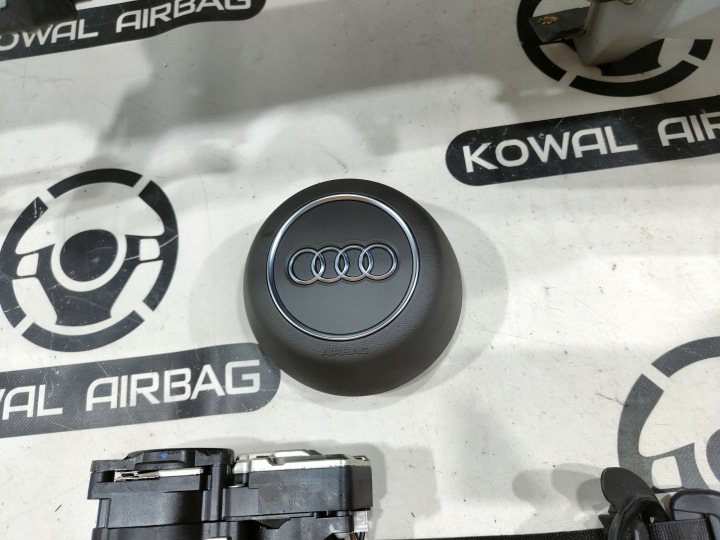 фото №8, Audi a4 b9 8w торпедо консоль подушка  подушки ремені