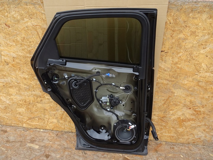 фото №2, Audi q3 ii 83a дверь левая левый задние зад sportback