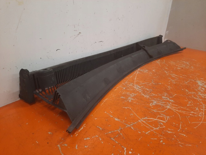 фото №6, Ford fusion 1 i 02-05 1,4mt панель под лобовым стеклом 2n11n02228ac w3