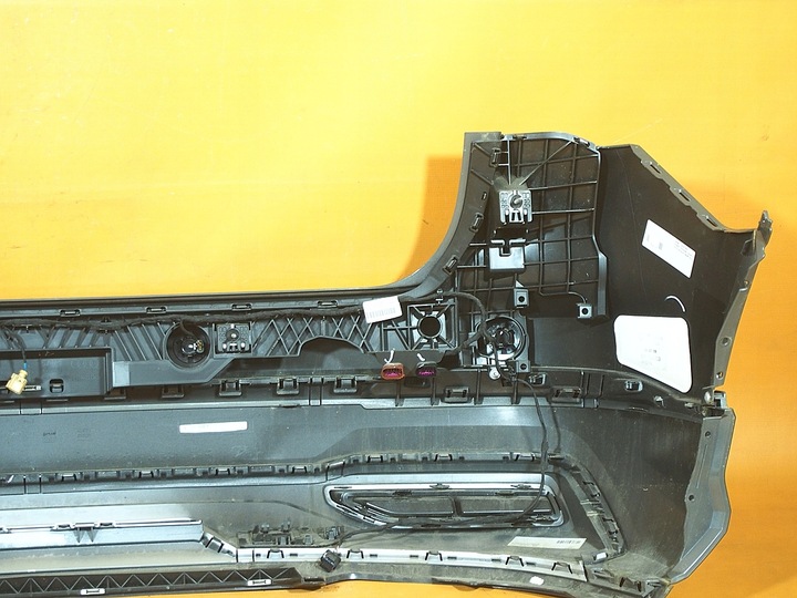 фото №16, Audi q3 83a 17km бампер зад задний комплект диффузор pdc lx7g