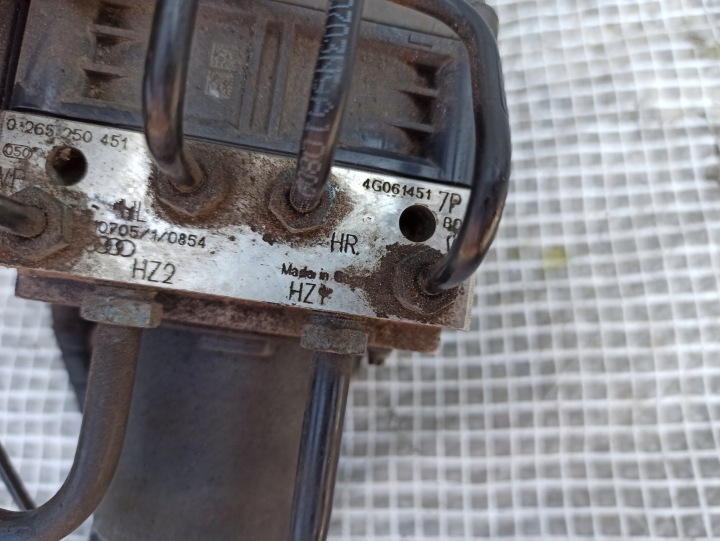 фото №8, Audi a6 c7 4g0 главный тормозной цилиндр abs esp 4g0907379f 4g0614517p