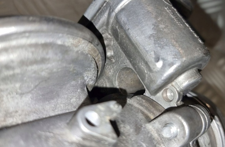 фото №11, Bmw e60 e63 e70 e83 e90 3.0 3.5 d m57n2 дроссельная заслонка воздуха 7804384 15r