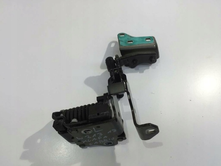 фото №5, Mercedes e w238 213 2018 петля крышки багажника