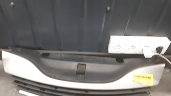 фото №10, 820012581 решітка решітка радіатора перед renault laguna ii