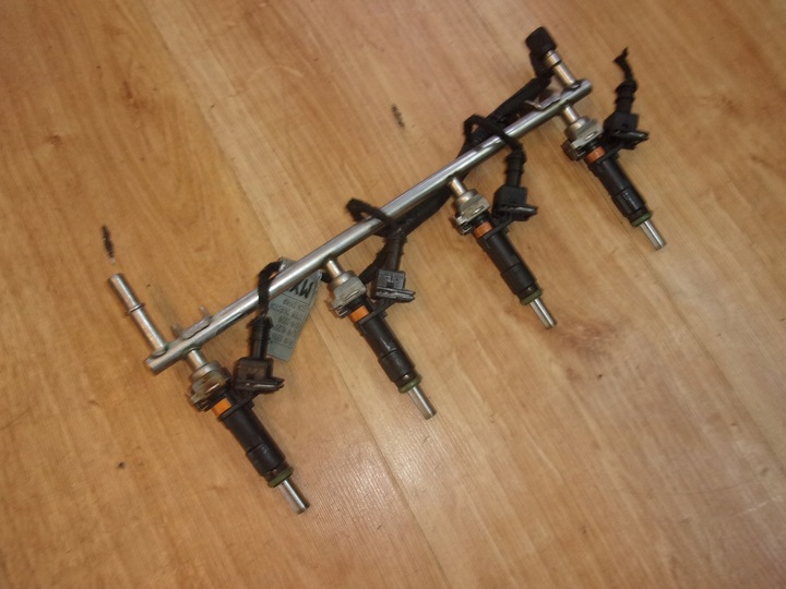 фото №1, Chevrolet orlando планка впрыскивающий форсунки 1.8 16v