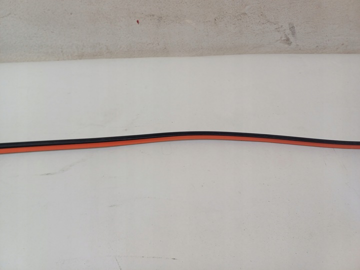 фото №13, Прокладка стёкла лобовой перед porsche panamera 971 16-