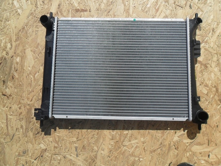 фото №13, Hyundai i20 pb 2008 2009 2010 2011 радіаторів води