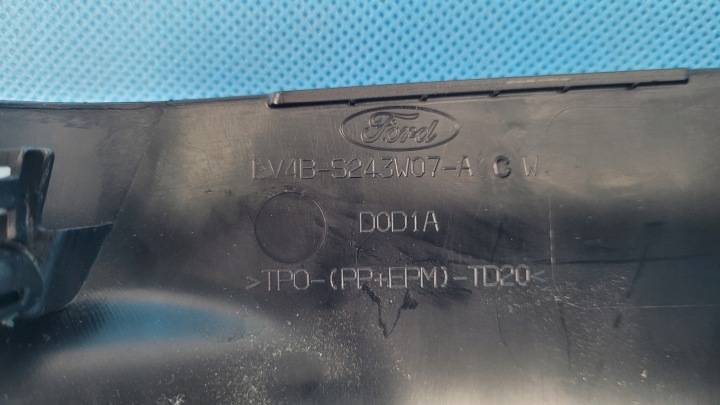 фото №10, Ford kuga mk3 iii 21r защита обшивка стойка b левая lv4b-s243w07-a
