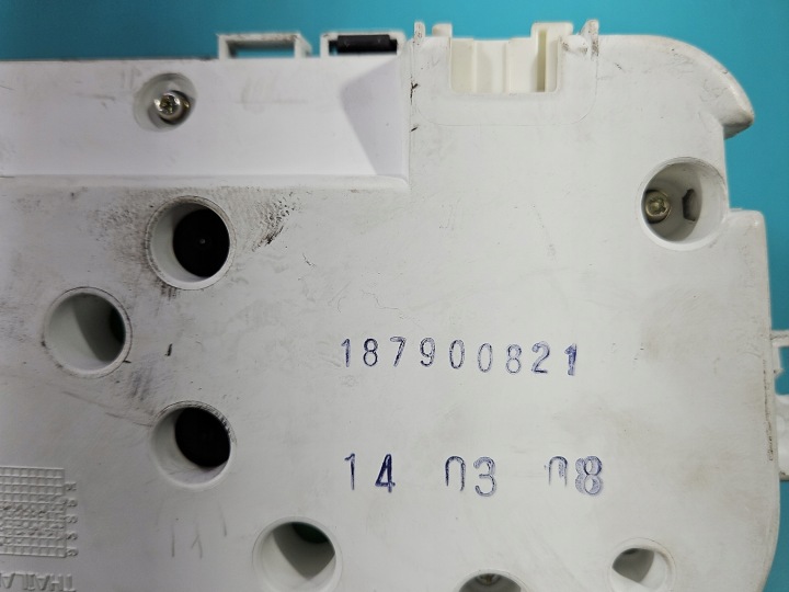 фото №12, Спидометр volvo c30 31254776 1.6 hdi европа