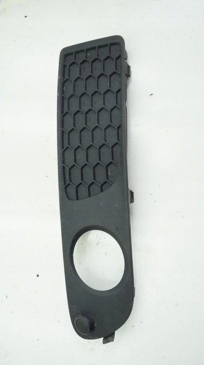 фото №1, Volvoramka решётка галоген правая s80 ii 30744115