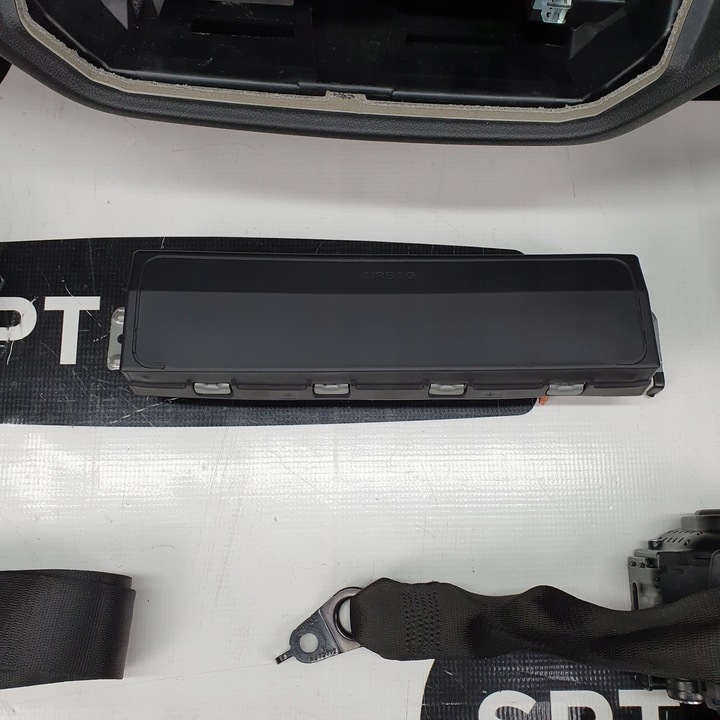 фото №9, G30 g31 панель консоль подушки ремни подушка безопасности