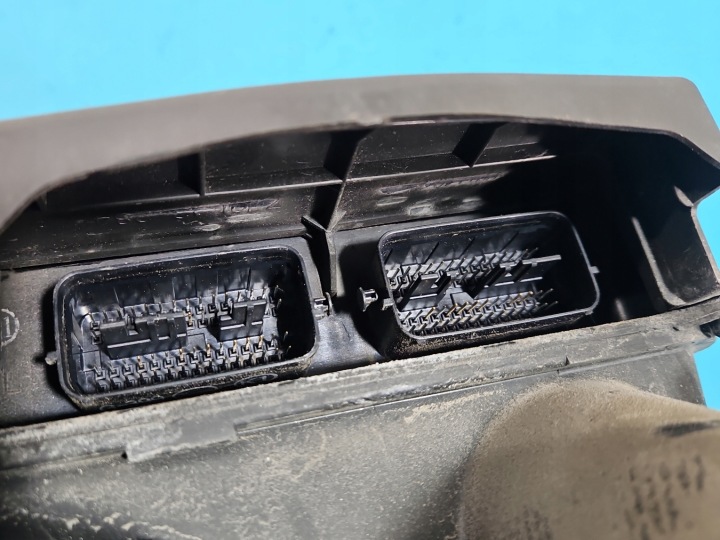 фото №7, Блок керування двигуном (ебу, комп'ютер двигуна) mazda 3 i bk 1,6 16v 279721-3990
