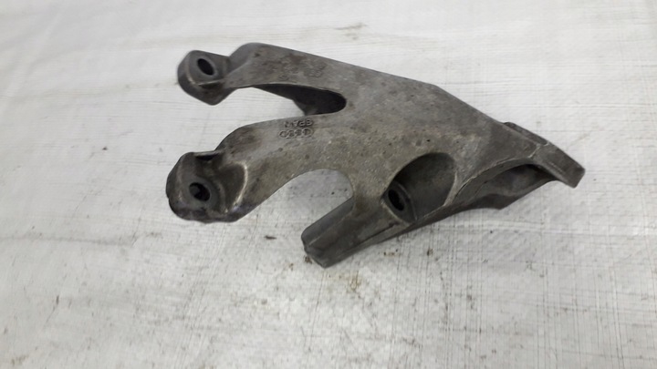 фото №7, Audi a4 b6 - лапи двигателя 8e0199307e