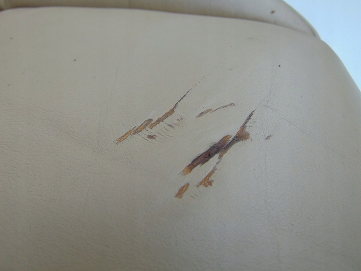 фото №8, Сиденья диван обивка mercedes cls w219 бежевый