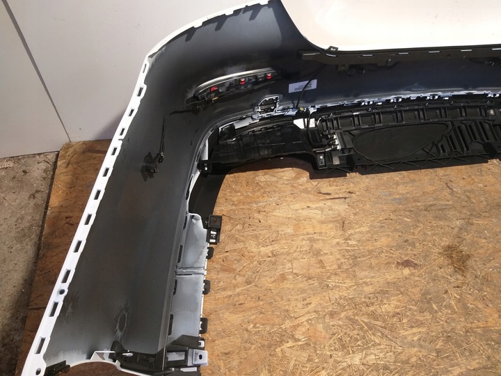 фото №11, Бампер зад mercedes w213 amg рестайлінг sedan