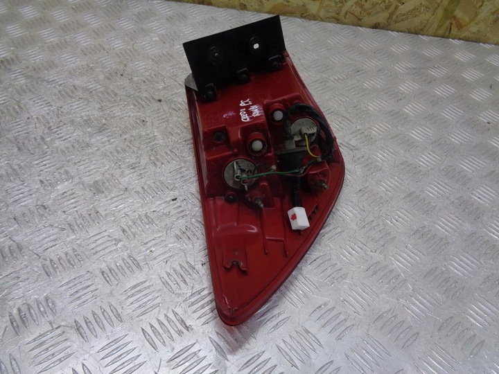 фото №7, Лампа правая зад задняя kia ceed cee'd 2 ii универсал 12- 92402-a23 европа