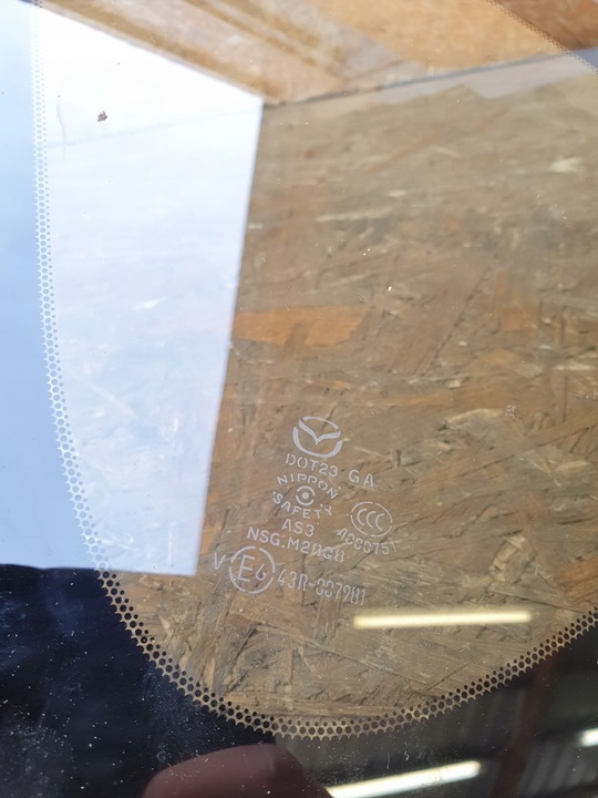 фото №3, Mazda cx5 i стекло кузовная левый зад