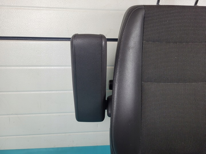 фото №14, Opel zafira b 09r сиденье водителя левый подлокотник европа