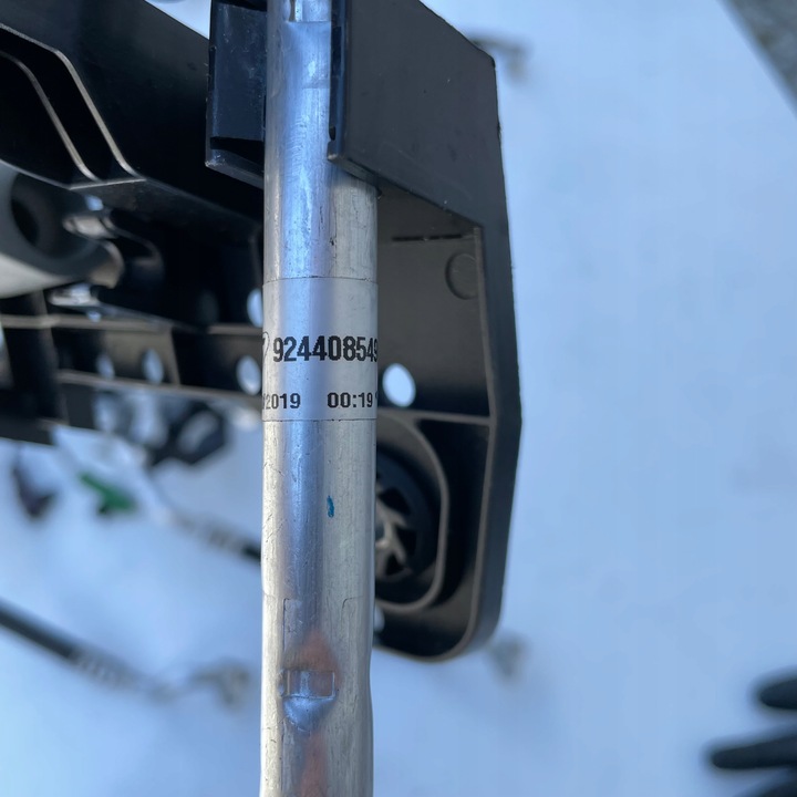 фото №8, Renault zoe ii шланг кондиционера 924408549r