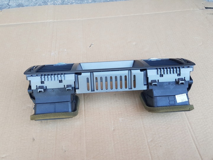 фото №10, Ґрати повітропровід середні / opel vectra c signum рестайлінг 05-08 / дуже гарний