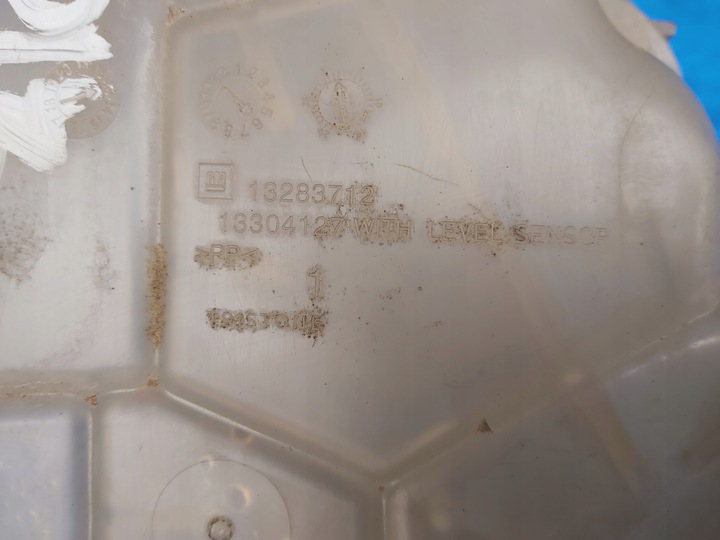 фото №8, Запчасти | zafira c бачок расширительный воды датчик 13283712