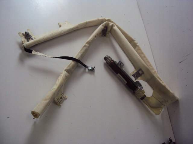 фото №1, Шторка подушка безопасности левая bmw x5 e70 2006-