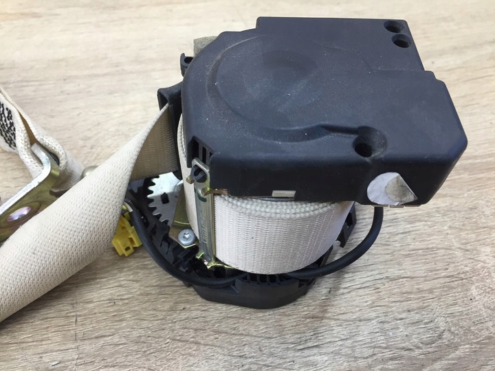 фото №11, Pas безпеки зад праві mercedes w221 чорний