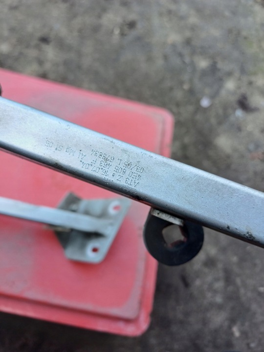 фото №16, Audi a8 d3 кронштейн кріплення крила ліві 4e0805463e