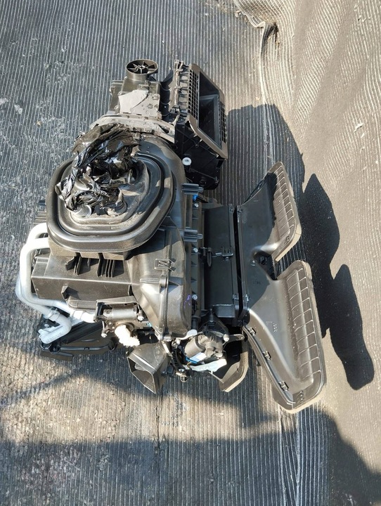 фото №10, Отопитель octavia iii vw golf vii 7 5q1820005ak комплект