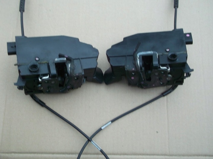 фото №3, Citroen c4 picasso ii замок дверь перед 7 pin