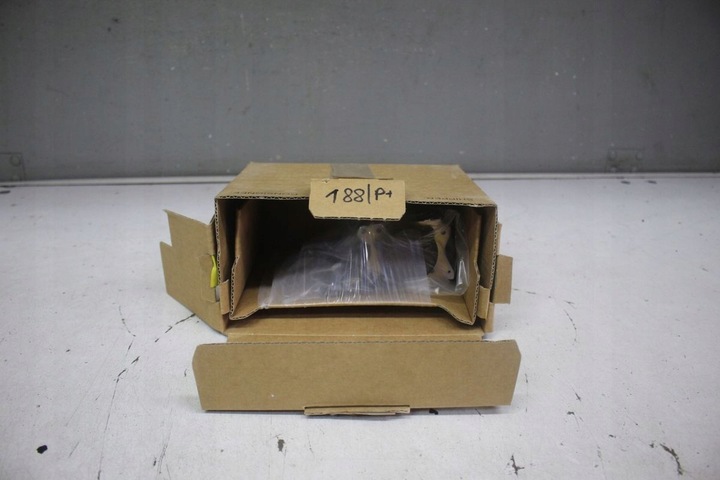 фото №1, Pas безпеки праві volvo v40 ii 2 31484536