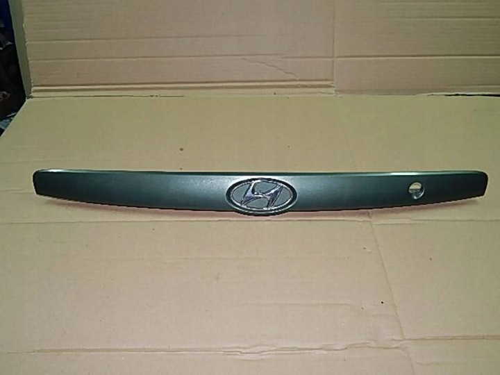 фото №1, Планка накладка кришки багажника hyundai elantra 00-06
