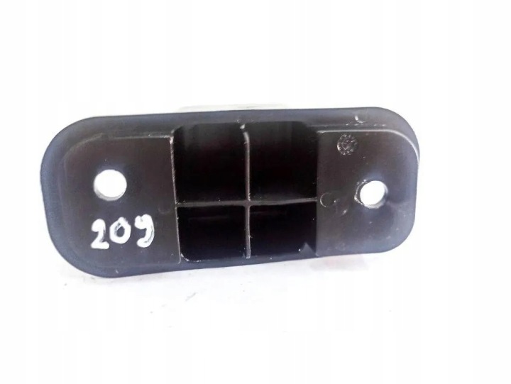 фото №10, Другие запчасти кузов mercedes-benz clk c209 a2097570182 34315775 3.2l