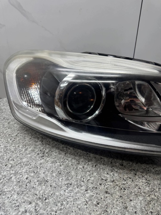 фото №7, Фара права перед ксенон volvo xc60 i 2008- рестайлінг 31420260