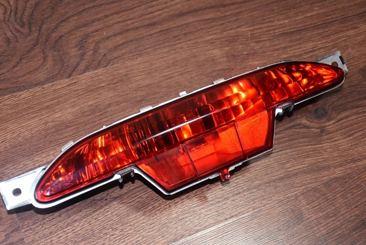 фото №13, Лампа бампера противотуманная зад peugeot 208 i eu