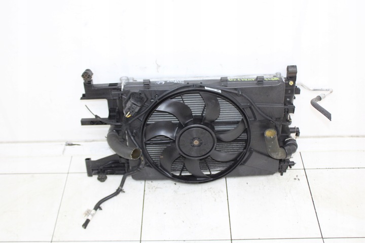 фото №1, Opel astra iv j 2009r- 1.6 b радіатор + вентилятори комплект