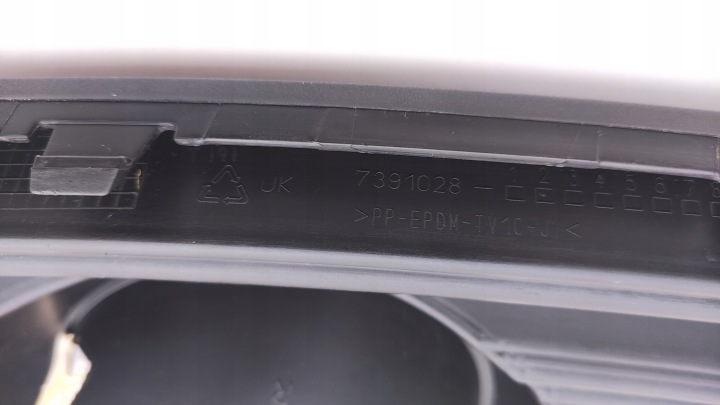 фото №6, Mini cooper f54 s решётка бампера выхлоп правое зад pdc 7391028 kr233