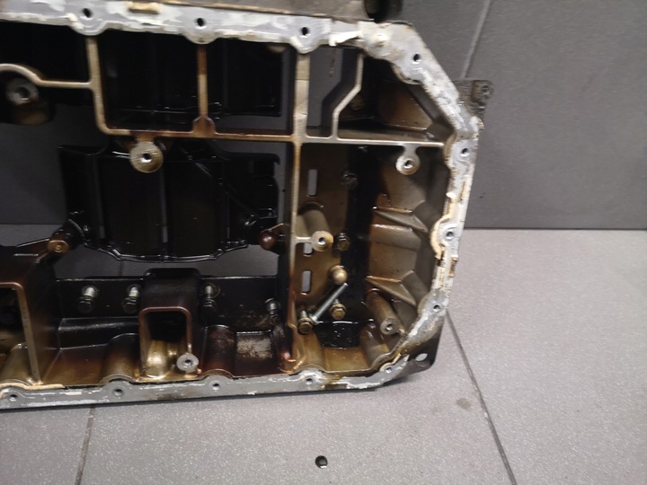 фото №5, Поддон масляная вторая audi a6 c6 2.4 bdw 06e103603c